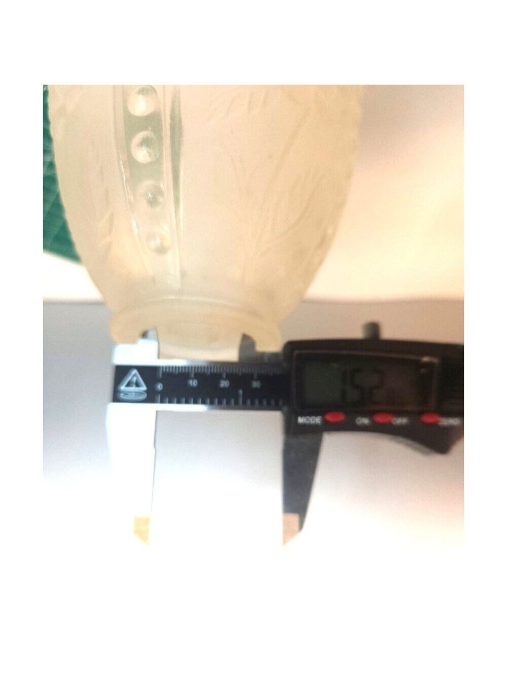 Vintage Frosted Glass Ruffled Lamp Shade Replacement Bell Light Cover 6 Inch - Picture 7 of 9